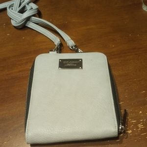 Coco&Carmen Gray Cross Body 6"X7"